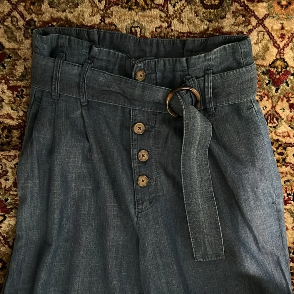 Abercrombie & Fitch Wide-Leg Chambray Denim Pants Size XS High Waist Paperbag - Picture 2 of 5